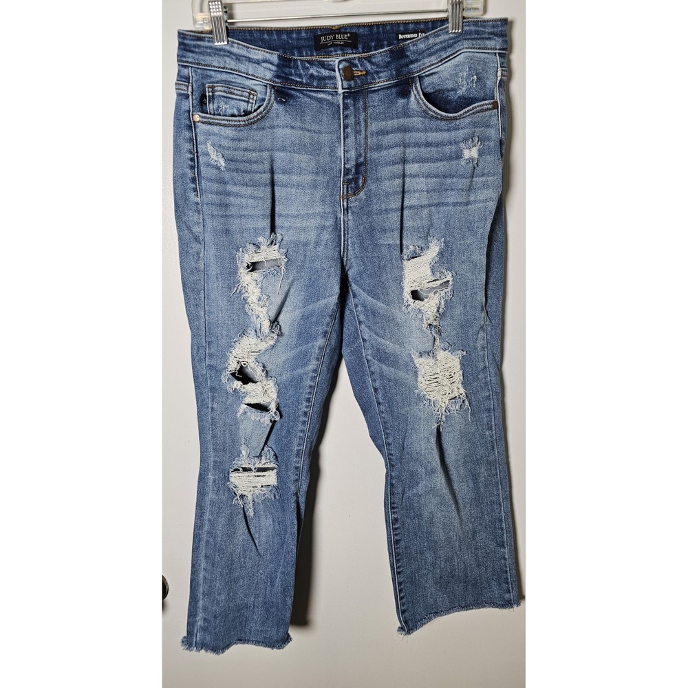Judy Blue Jeans Boyfriend Fit Capri Blue Distressed Women's Size 9/29 (30x23)